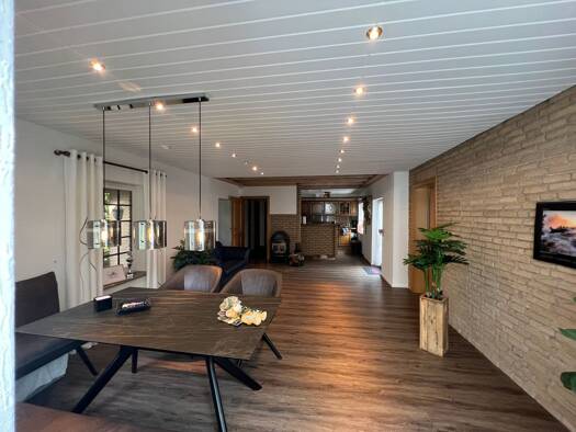 Bungalow zur Miete 1.495 € 2,5 Zimmer 130 m² frei ab 01.01.2026 Innenstadt Bad Salzuflen 32105