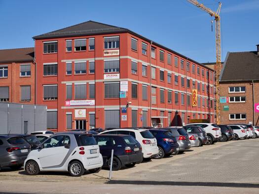 Garage zur Miete 30 € Carl-Reuther-Straße 3 Waldhof Mannheim 68305