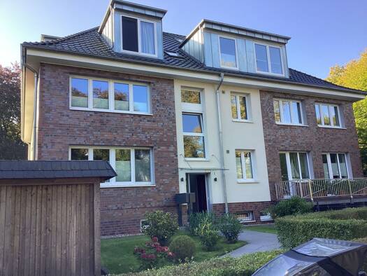 Wohnung zur Miete 1.190 € 2 Zimmer 61 m² Geschoss 1/3 frei ab 01.04.2026 Blankenese Hamburg 22587