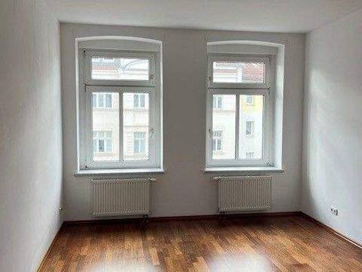 Wohnung zur Miete 581 € 2 Zimmer 65,7 m² 3. Geschoss Georg-Schumann-Straße 18 Gohlis-Süd Leipzig 04155