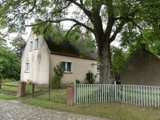 Land-/Forstwirtschaft zum Kauf 400.000 € 64.525 m² Grundstück Im Dorfe 1 Alt Jassewitz Hohenkirchen 23968 