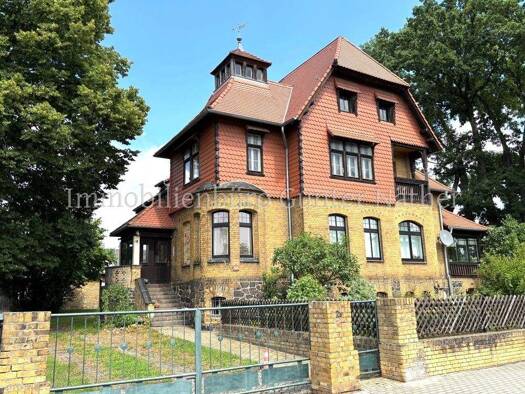 Villa zum Kauf 685.000 € 12 Zimmer 250 m² 2.677 m² Grundstück Brandis 04821