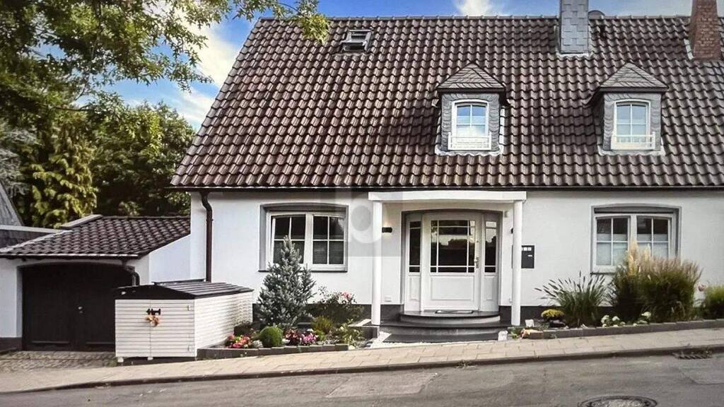 Reihenendhaus zum Kauf 1.100.000 € 7 Zimmer 240 m² 600 m² Grundstück Bergerhausen Essen 45136