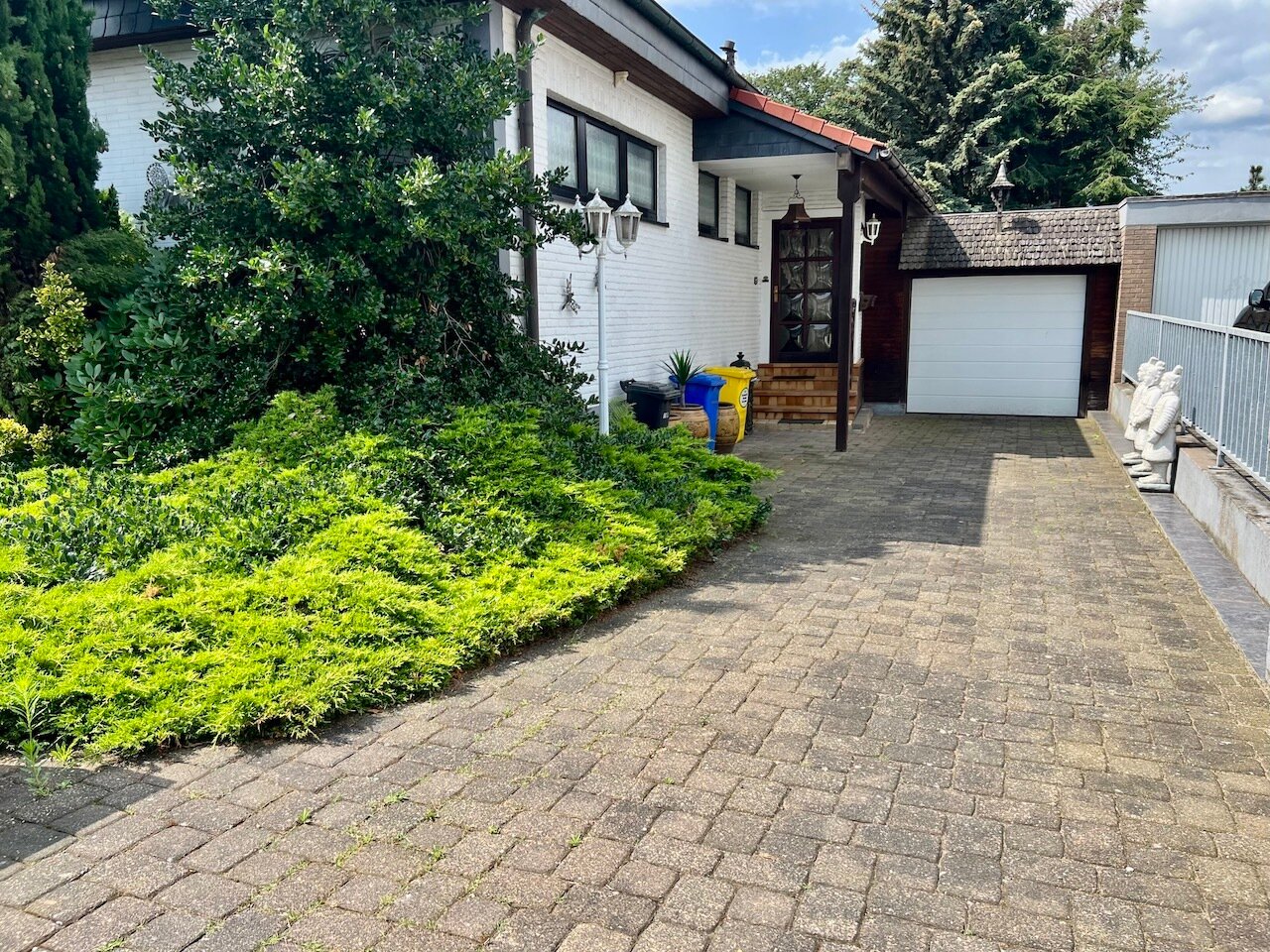 Bungalow zum Kauf 498.000 € 4 Zimmer 121,2 m²<br/>Wohnfläche 1.197 m²<br/>Grundstück Kleinenbroich Korschenbroich 41352