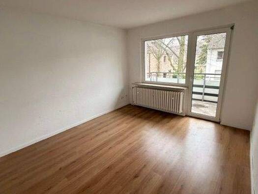 Wohnung zur Miete 340 € 2 Zimmer 46,2 m² 1. Geschoss frei ab sofort Schwarzwaldstraße 24 Mittelmeiderich Duisburg 47137