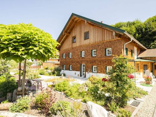 Einfamilienhaus zum Kauf 1.350.000 € 9 Zimmer 241,7 m² 1.682 m² Grundstück Straß im Attergau 4881