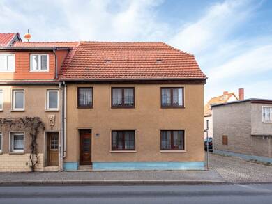 Einfamilienhaus zum Kauf 130.000 € 7 Zimmer 122 m² 142 m² Grundstück Bürgel Bürgel 07616