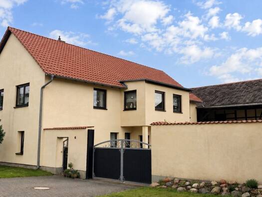 Bauernhaus zum Kauf provisionsfrei 219.000 € 11 Zimmer 268 m² 1.720 m² Grundstück frei ab 01.11.2026 Potzehne Gardelegen 39638