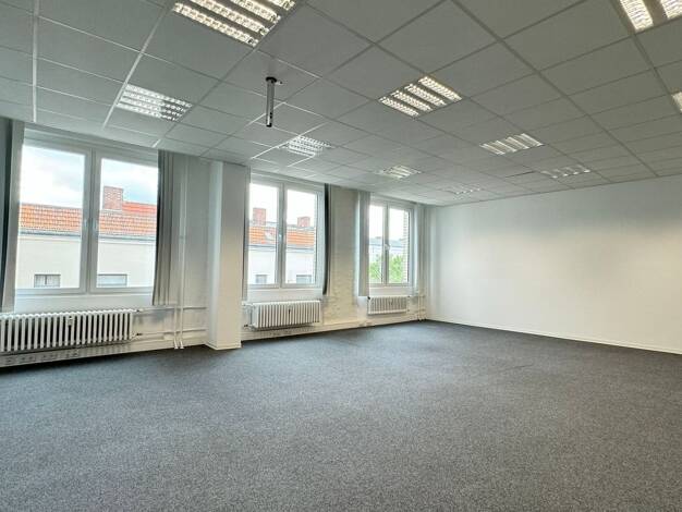 Bürofläche zur Miete provisionsfrei 469 € 21,3 m² Bürofläche Ringbahnstraße 32-34 Tempelhof Berlin 12099