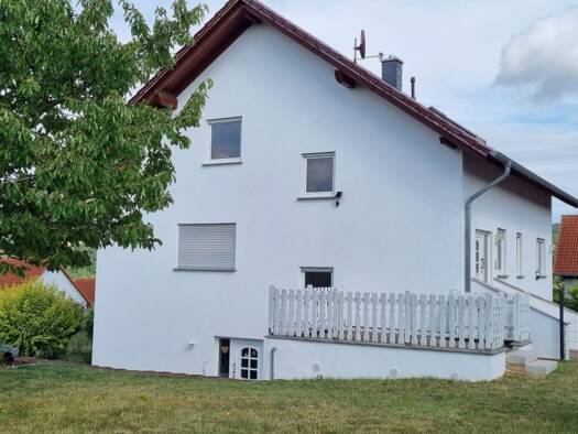 Mehrfamilienhaus zum Kauf provisionsfrei 420.000 € 8 Zimmer 254 m² 865 m² Grundstück Moselstr. 7 Sontra 36205