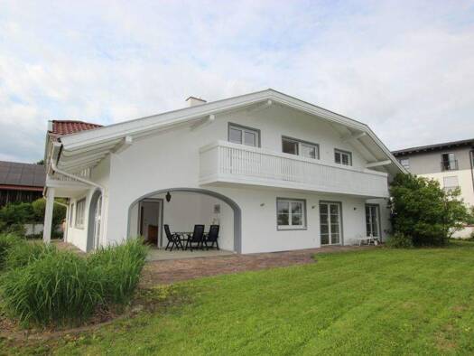 Haus zum Kauf 899.999 € 8 Zimmer 225 m² 1.745 m² Grundstück frei ab sofort Simbach Simbach a.Inn 84359