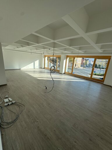 Terrassenwohnung zur Miete 1.994 € 5 Zimmer 169 m² 1. Geschoss frei ab sofort Hallstraße 2 Neumarkt Neumarkt in der Oberpfalz 92318