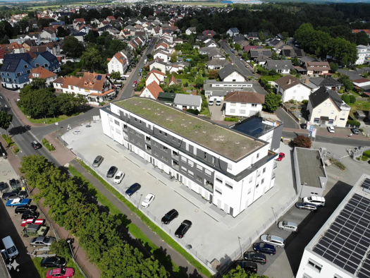 Wohnung zur Miete 1.402 € 4 Zimmer 95 m² Geschoss 2/3 frei ab sofort Langendiebach Erlensee 63526