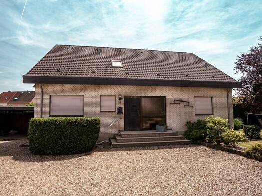 Einfamilienhaus zum Kauf 549.000 € 5 Zimmer 174,4 m² 822 m² Grundstück Leichlingen Leichlingen 42799