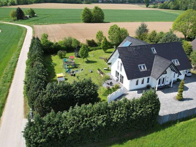 Einfamilienhaus zum Kauf provisionsfrei 550.000 € 5 Zimmer 301 m² 2.065 m² Grundstück Marienau Coppenbrügge 31863