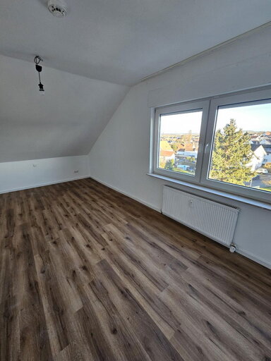 Wohnung zur Miete 1.099 € 3 Zimmer 89 m² 3. Geschoss frei ab 01.04.2025 Lützellinden Gießen 35398