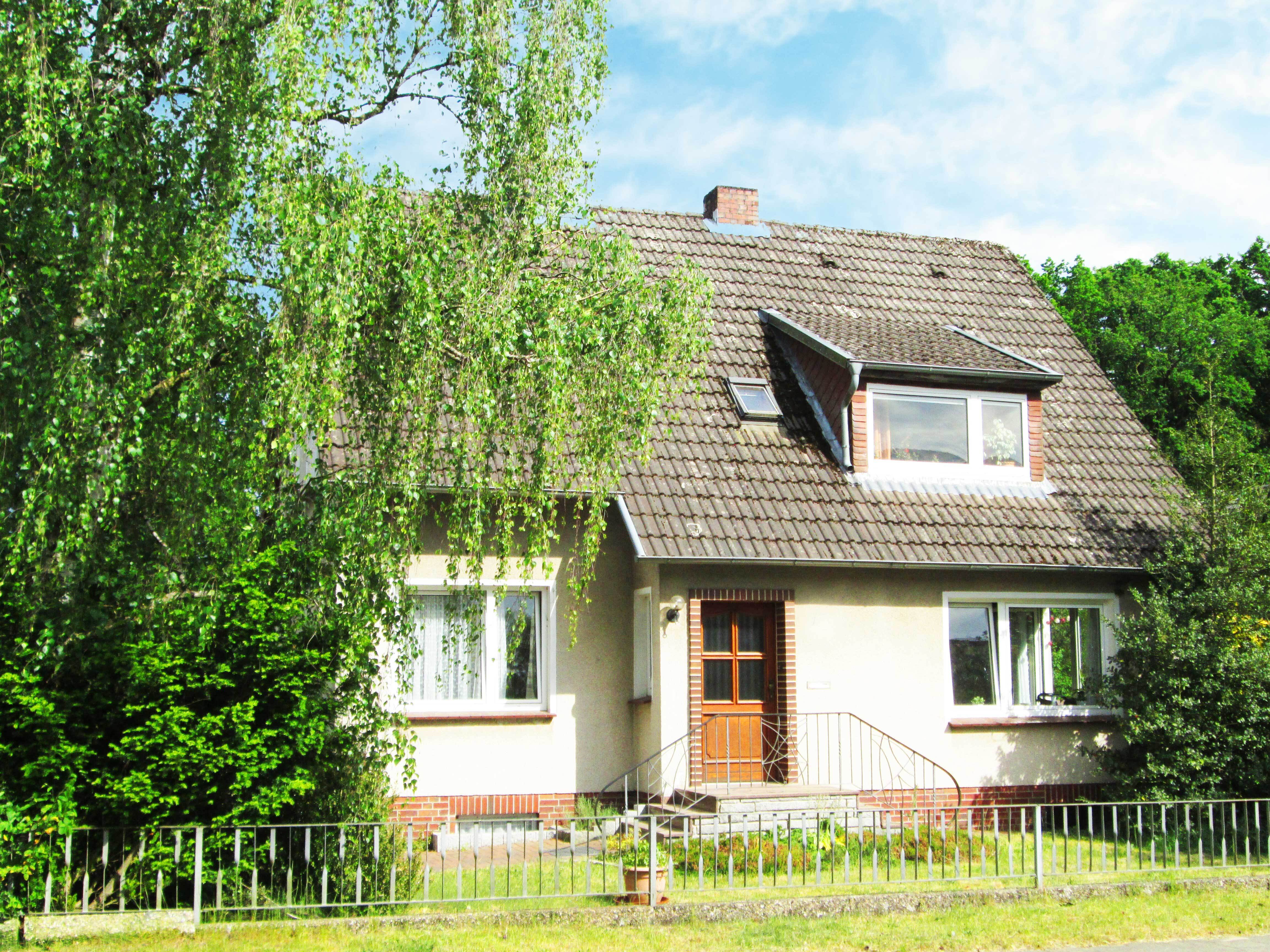 Einfamilienhaus zum Kauf 297.000 € 6 Zimmer 128 m²<br/>Wohnfläche 1.639 m²<br/>Grundstück Hötzingen Soltau 29614