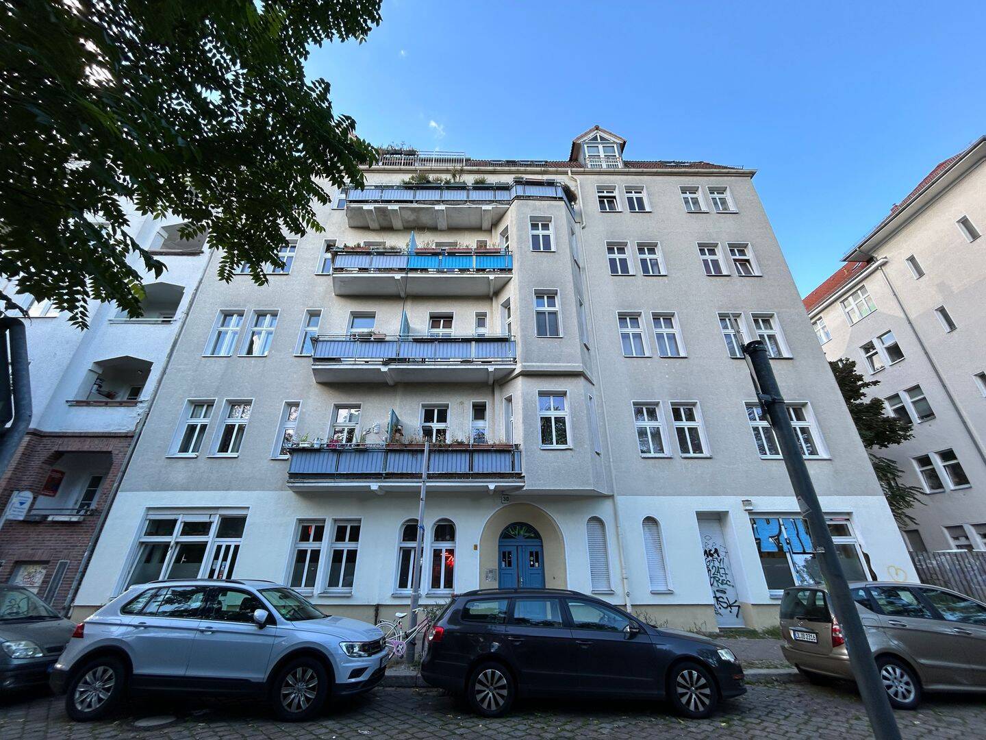 Property thumbnail 2