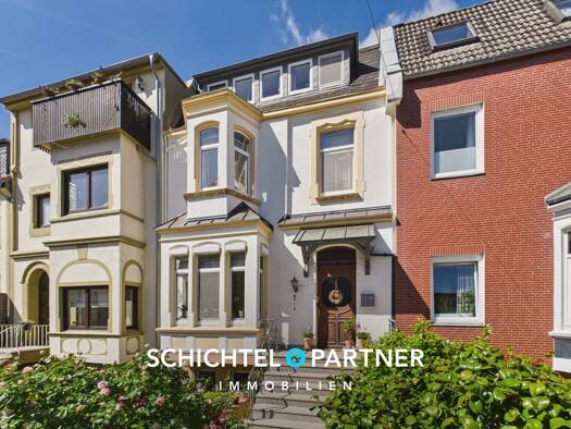 Reihenmittelhaus zum Kauf 279.900 € 9 Zimmer 230 m² 184 m² Grundstück Mitte Mitte 27568