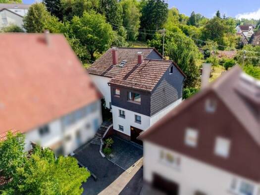Einfamilienhaus zum Kauf 360.000 € 8 Zimmer 189,2 m² 473 m² Grundstück frei ab sofort Albershausen 73095