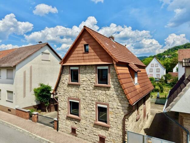 Einfamilienhaus zum Kauf 299.500 € 5 Zimmer 107 m² 359 m² Grundstück Heppenheim Heppenheim (Bergstraße) 64646