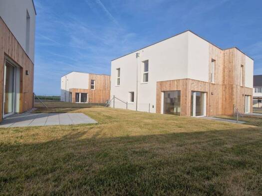 Doppelhaushälfte zur Miete - Erstbezug 4 Zimmer 99,2 m² 222,6 m² Grundstück Altenburg 3591