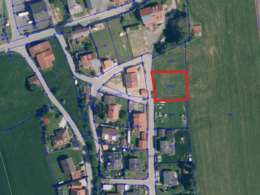 Grundstück zum Kauf 999 m² Grundstück Baugenehmigung vorhanden frei ab sofort Obergoßzell Traitsching 93455