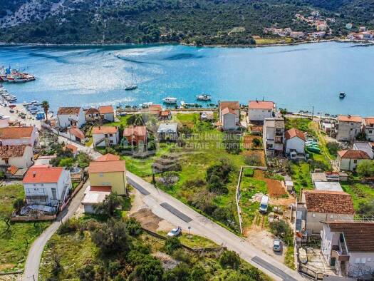 Wohn- und Gewerbegrundstück zum Kauf 410.000 € Vinišće, Marina Marina 21222