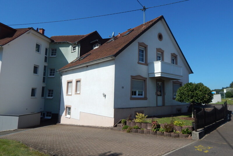 Wohnung zum Kauf 128.000 € 3 Zimmer 85 m²<br/>Wohnfläche Schloßstr. 30 Lockweiler Lockweiler 66687