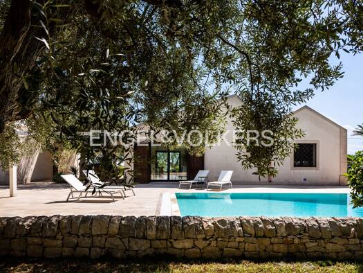 Villa zum Kauf 1.100.000 € 6 Zimmer 285 m² 30.000 m² Grundstück Noto 96017