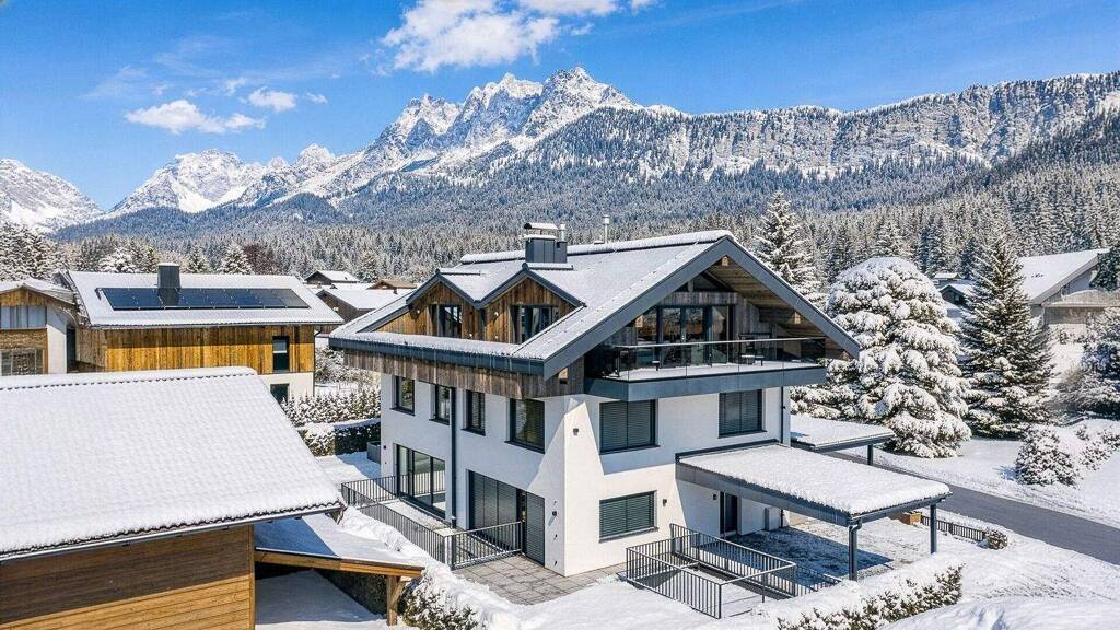 Mehrfamilienhaus zum Kauf - Erstbezug 4.790.000 € 14 Zimmer 393,5 m² 676 m² Grundstück St. Johann in Tirol 6380
