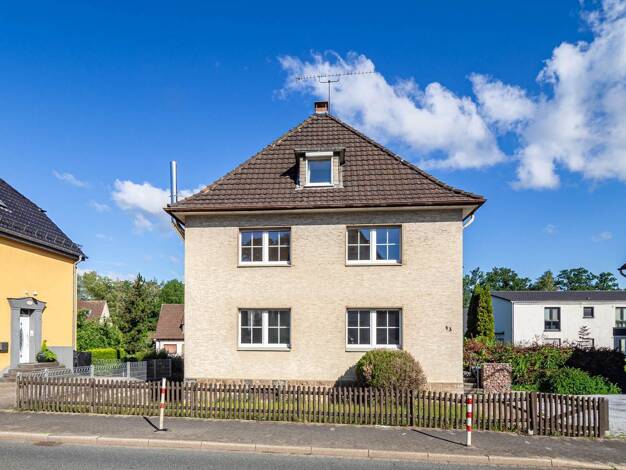 Einfamilienhaus zum Kauf 299.000 € 5 Zimmer 125 m² 931 m² Grundstück Neheim-Hüsten Arnsberg 59759