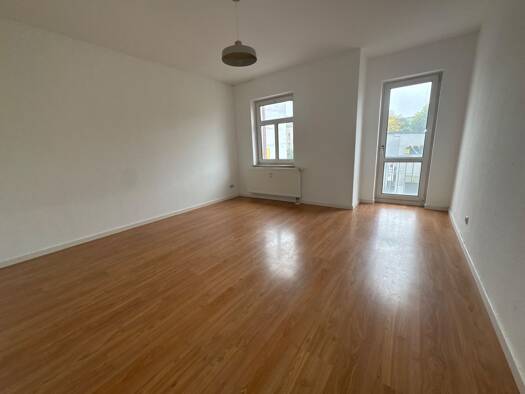 Wohnung zur Miete 400 € 3 Zimmer 68,9 m² 1. Geschoss Limbacher Straße 82 Kaßberg Chemnitz 09113