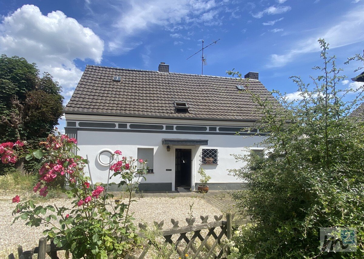 Haus zum Kauf 1.473.000 € 6 Zimmer 80 m²<br/>Wohnfläche 980 m²<br/>Grundstück Ickerswarder Straße 222 Himmelgeist Düsseldorf 40589