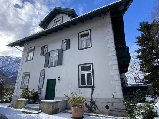Einfamilienhaus zur Miete 2.100 € 326 m² 2.166 m² Grundstück frei ab 01.03.2026 Großgmain 5084
