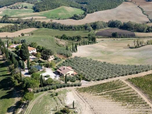 Haus zum Kauf 2.750.000 € 530 m² Montalcino 53024