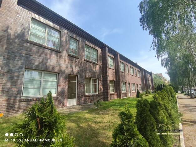 Wohnung zur Miete 265 € 2 Zimmer 34,9 m² 1. Geschoss frei ab sofort Raguhner Straße 18 Bitterfeld Bitterfeld-Wolfen 06749
