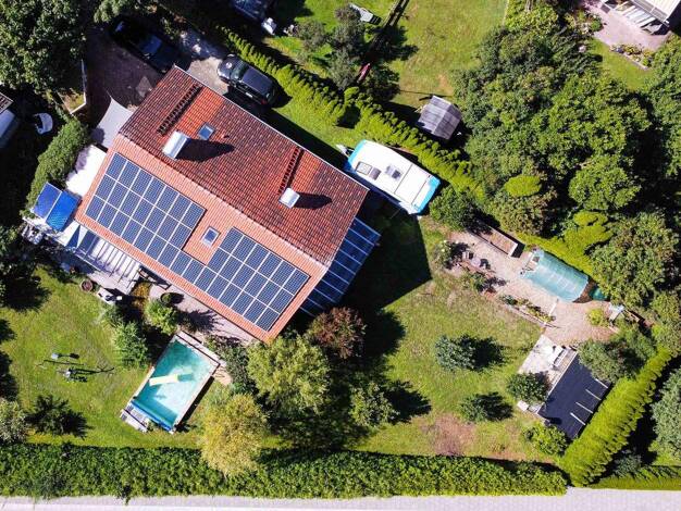 Einfamilienhaus zum Kauf 550.000 € 7 Zimmer 140 m² 948 m² Grundstück Traunreut 83301