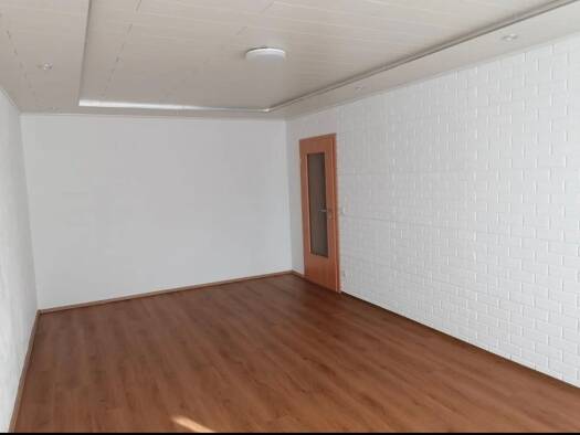 Wohnung zur Miete 900 € 2 Zimmer 80 m² Geschoss 4/8 frei ab 10.02.2026 Sinsheim 74889