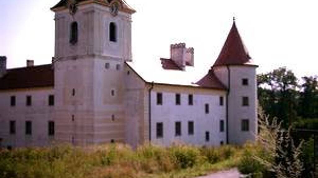 Villa zum Kauf 836.000 € 26 Zimmer 4.456 m² 9.522 m² Grundstück Pisecne 37872