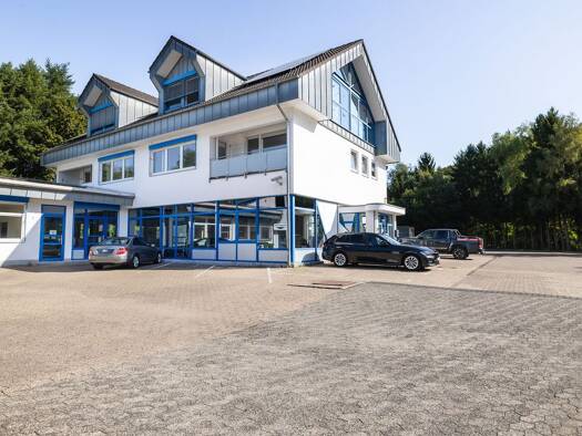 Bürogebäude zur Miete 600 € 4 Zimmer Raubach 56316