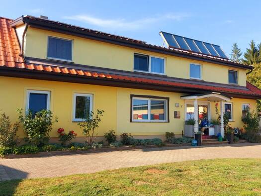 Haus zum Kauf 560.000 € 260 m² 10.000 m² Grundstück frei ab sofort Burgauberg-Neudauberg 7574
