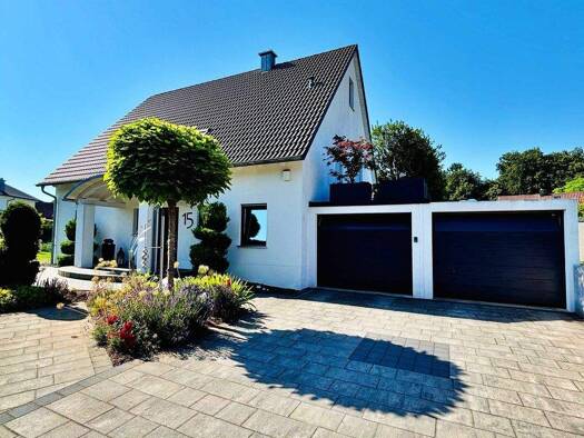 Mehrfamilienhaus zum Kauf 10,5 Zimmer 227 m² 630 m² Grundstück Sonnenwinkel 15 Ursensollen Ursensollen 92289
