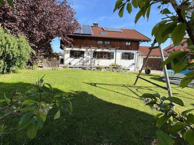 Einfamilienhaus zum Kauf provisionsfrei 579.000 € 5,5 Zimmer 145 m² 649 m² Grundstück Zangberg 84549