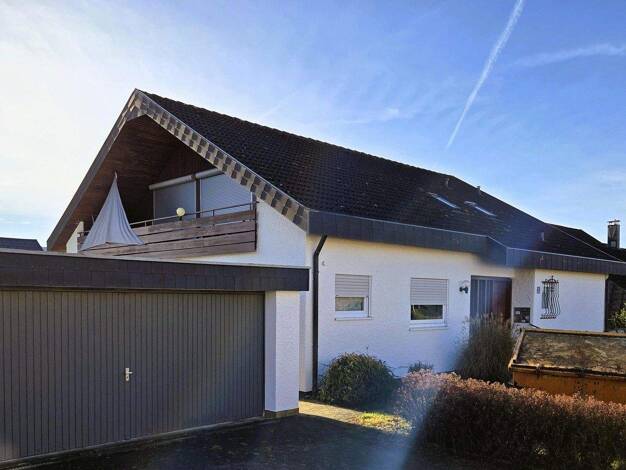 Mehrfamilienhaus zum Kauf provisionsfrei 659.000 € 6 Zimmer 209 m² 877 m² Grundstück Böbingen 73560