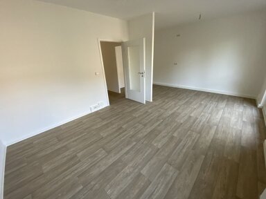 Wohnung zur Miete 326,57 € 3 Zimmer 54,5 m² 4. Geschoss Am Himmelreich 82 Wahlbezirk 76 Suhl 98527