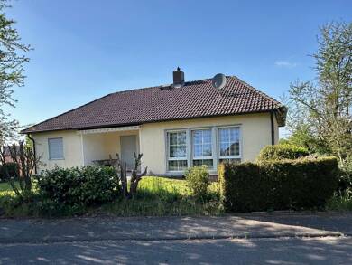 Einfamilienhaus zum Kauf 375.000 € 7 Zimmer 108 m² 751 m² Grundstück frei ab sofort Fulda 36041