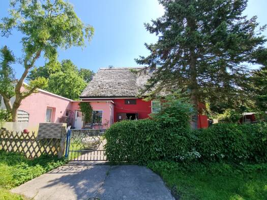 Haus zum Kauf 137.000 € 6 Zimmer 145 m² 3.178 m² Grundstück Dubnitz Sassnitz 18546