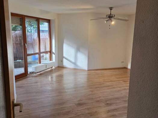 Terrassenwohnung zur Miete 600 € 2 Zimmer 50 m² frei ab sofort Köngen 73257
