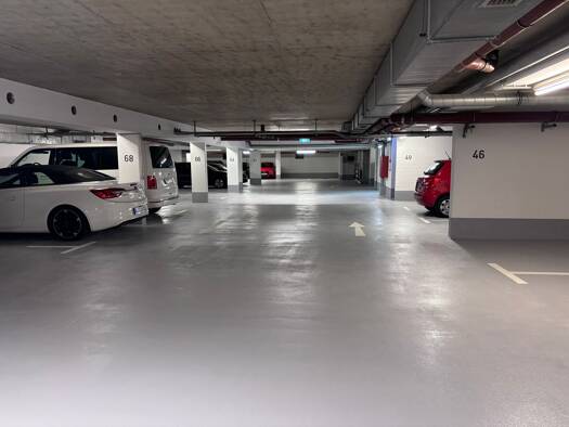 Tiefgaragenstellplatz In Der Nhenull